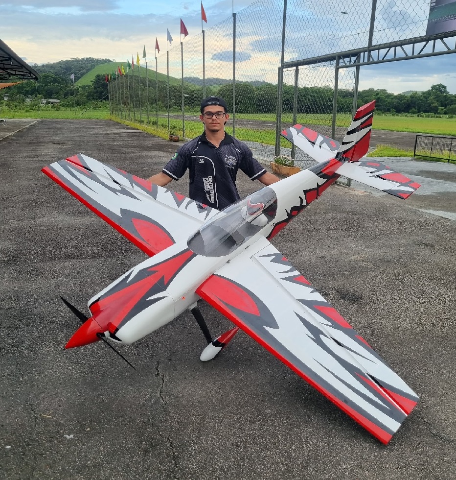 EDGE 540T - EXF, MAIDEN FLIGHT