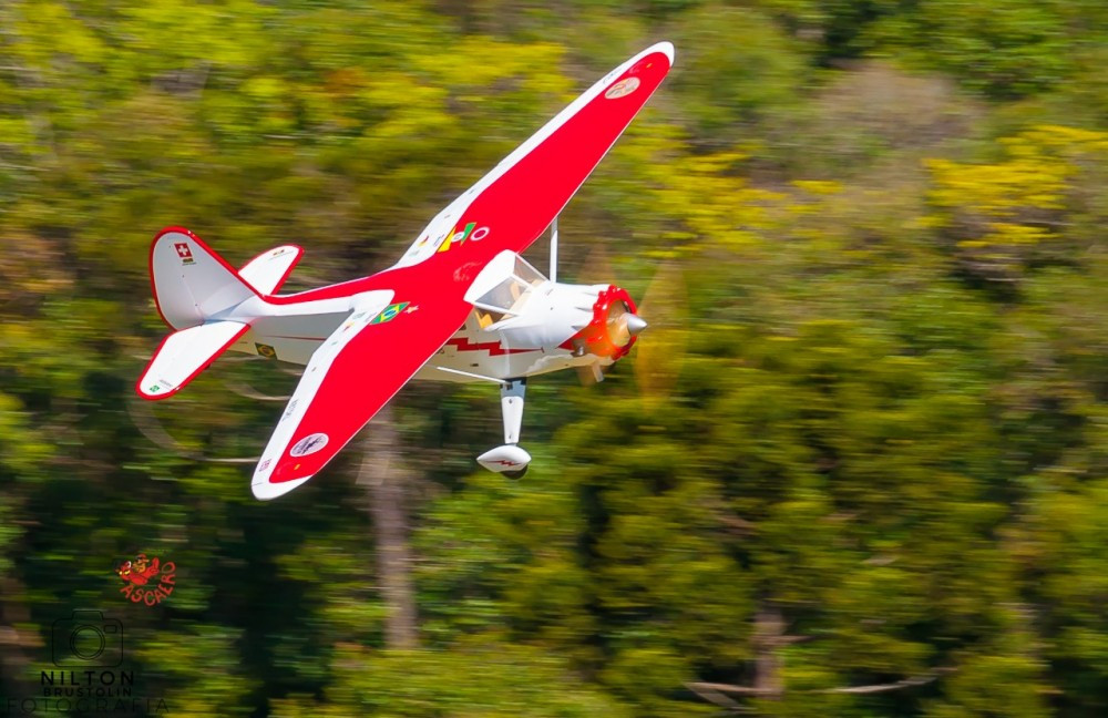 Aeromodelo Stinson Reliant 111cc