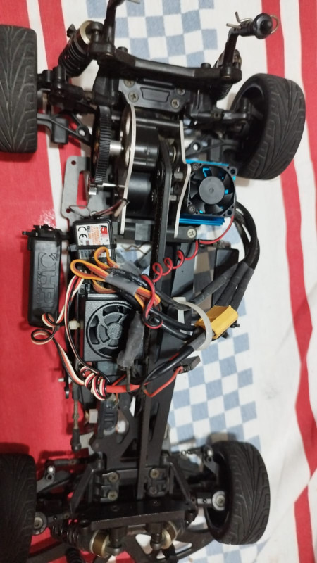 Automodelo classe 1/10  e Hpi Rs4