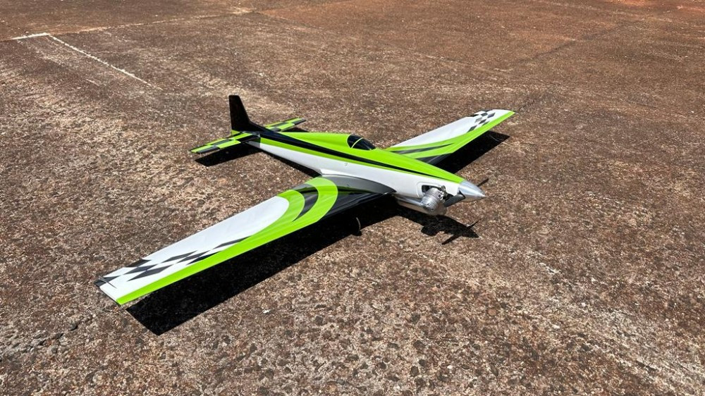 Vendo Pylon Q40 zero KM